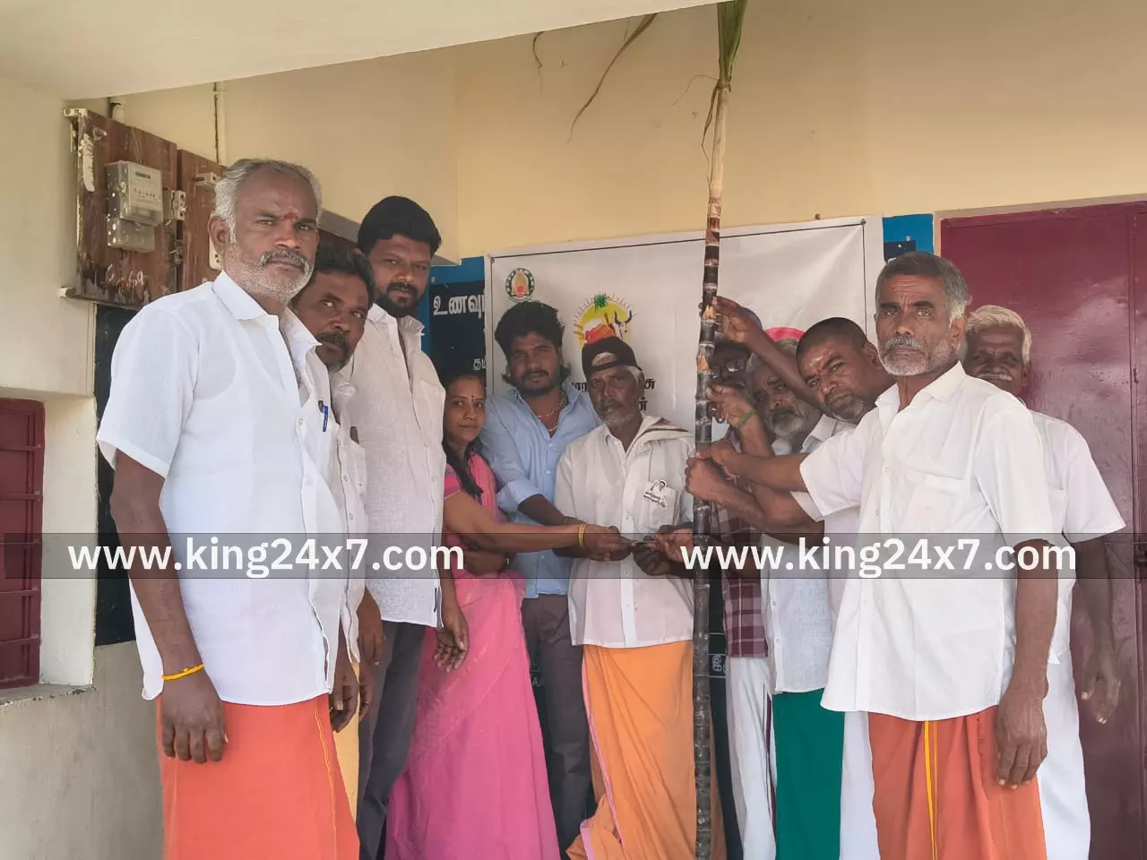 முள்ளிப்பாடி ஊராட்சியில் பொங்கல் தொகுப்பு முள்ளிப்பாடி ஊராட்சியில் பொங்கல் தொகுப்பு