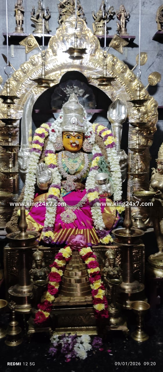 அம்மன் கோவில்களில் சிறப்பு வழிபாடு