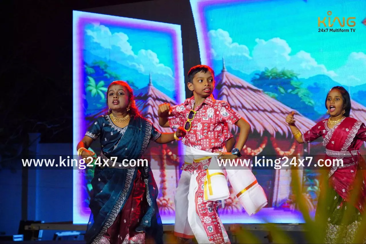 பார்க் பப்ளிக் பள்ளியின் ஆண்டு விழா கோலாகலமாகக் கொண்டாடப்பட்டது. பார்க் பப்ளிக் பள்ளியின் ஆண்டு விழா கோலாகலமாகக் கொண்டாடப்பட்டது.