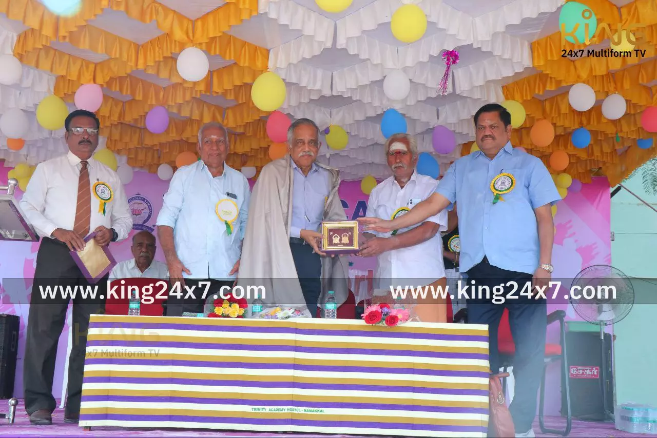 டிரினிடி அகாடமியின் 31வது ஆண்டு விளையாட்டு விழா கோலாகலமாகக் கொண்டாட்டம். டிரினிடி அகாடமியின் 31வது ஆண்டு விளையாட்டு விழா கோலாகலமாகக் கொண்டாட்டம்.