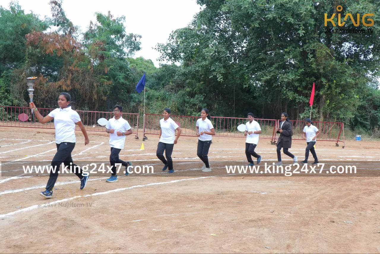 டிரினிடி அகாடமியின் 31வது ஆண்டு விளையாட்டு விழா கோலாகலமாகக் கொண்டாட்டம். டிரினிடி அகாடமியின் 31வது ஆண்டு விளையாட்டு விழா கோலாகலமாகக் கொண்டாட்டம்.