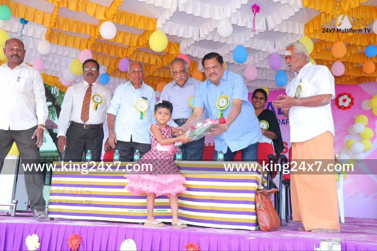 டிரினிடி அகாடமியின் 31வது ஆண்டு விளையாட்டு விழா கோலாகலமாகக் கொண்டாட்டம். டிரினிடி அகாடமியின் 31வது ஆண்டு விளையாட்டு விழா கோலாகலமாகக் கொண்டாட்டம்.