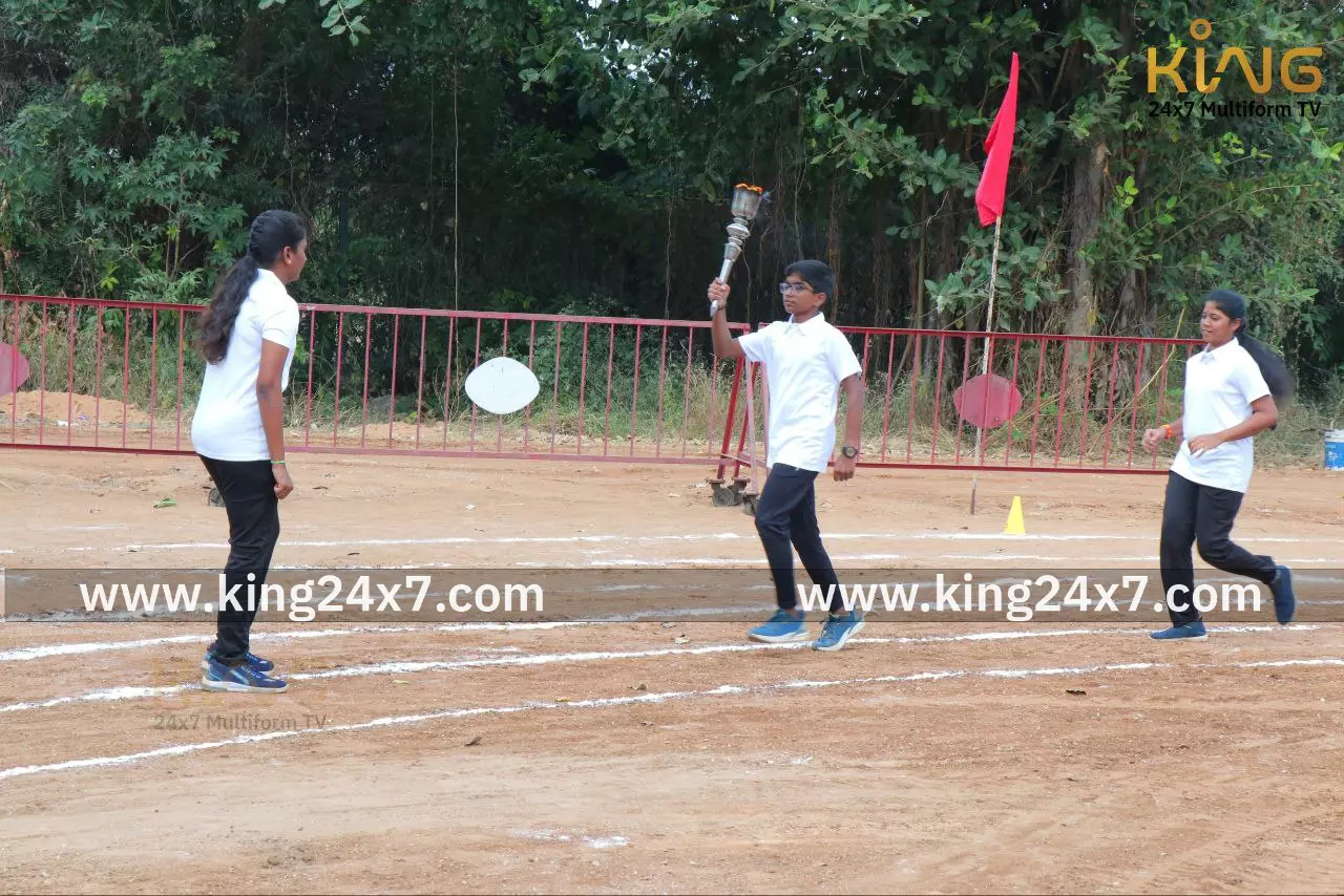 டிரினிடி அகாடமியின் 31வது ஆண்டு விளையாட்டு விழா கோலாகலமாகக் கொண்டாட்டம். டிரினிடி அகாடமியின் 31வது ஆண்டு விளையாட்டு விழா கோலாகலமாகக் கொண்டாட்டம்.