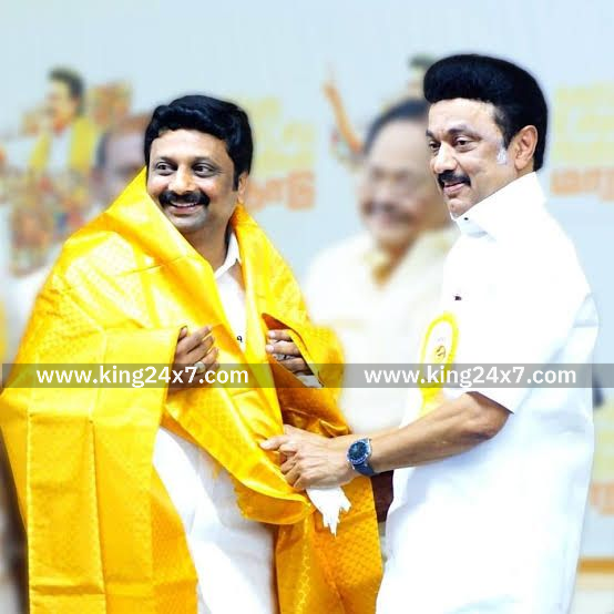 நாமக்கல்லில் அதிநவீன பால் பண்ணை சோதனை ஓட்டம்  ராஜேஸ்குமார் எம்.பி.,