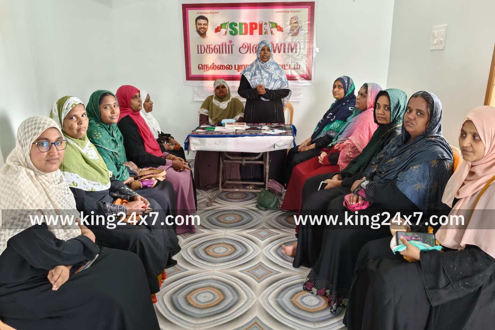 களக்காட்டில் எஸ்டிபிஐ கட்சியின் மகளிர் அணி மாவட்ட செயற்குழு கூட்டம்