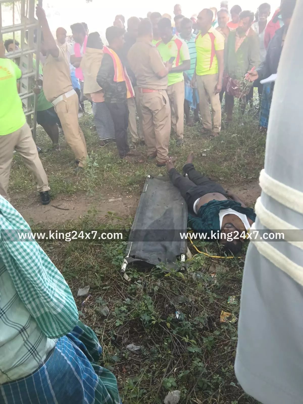 தூக்கு போட்டு தற்கொலை தூக்கு போட்டு தற்கொலை