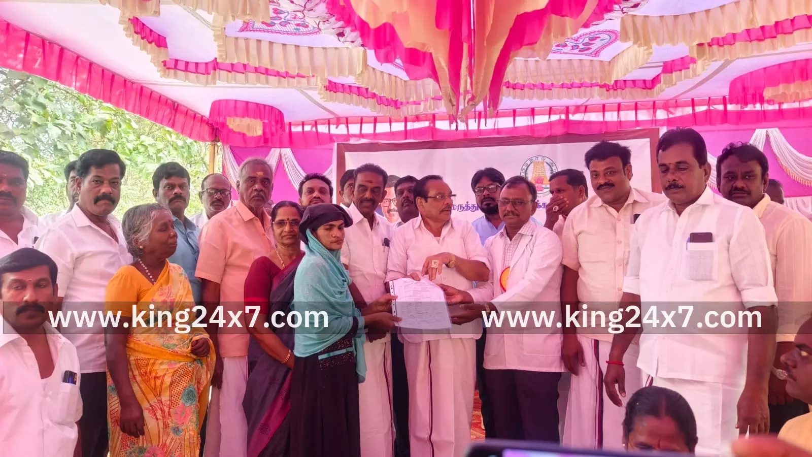 குண்ணத்தூரில் “நலம் காக்கும் ஸ்டாலின்” உயர்தர சிறப்பு மருத்துவ முகாம். குண்ணத்தூரில் “நலம் காக்கும் ஸ்டாலின்” உயர்தர சிறப்பு மருத்துவ முகாம்.