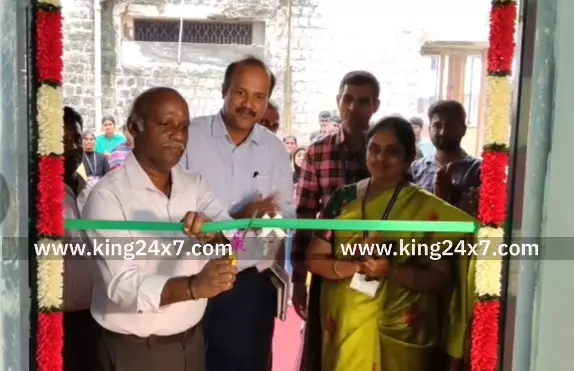 ரூபாய் சுமார் பத்து லட்சம் மதிப்பில் பவர் கிரீட் CSR நிதியில் கரூர் அரசு கலைக் கல்லூரியில் ஊட்டச்சத்து மற்றும் ஆய்வகம் திறப்பு விழா நடைபெற்றது. ரூபாய் சுமார் பத்து லட்சம் மதிப்பில் பவர் கிரீட் CSR நிதியில் கரூர் அரசு கலைக் கல்லூரியில் ஊட்டச்சத்து மற்றும் ஆய்வகம் திறப்பு விழா நடைபெற்றது.