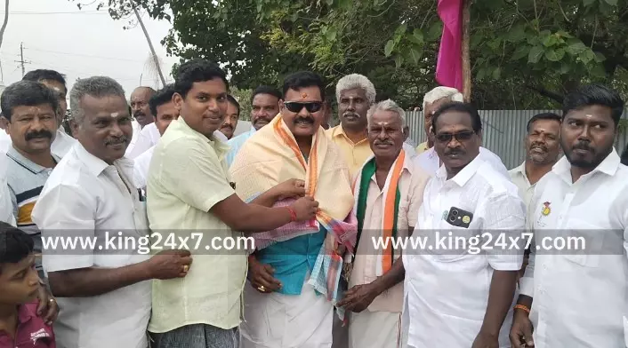 தொட்டியம் கவுதராசநல்லூர் இளைஞர் அறக்கட்டளை சமூக சேவை முயற்சிகளுடன் 25வது வெள்ளி விழா கொண்டாட்டம். தொட்டியம் கவுதராசநல்லூர் இளைஞர் அறக்கட்டளை சமூக சேவை முயற்சிகளுடன் 25வது வெள்ளி விழா கொண்டாட்டம்.