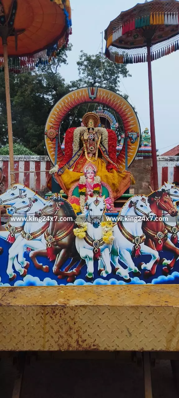 குளித்தலையில் நீலமேகப் பெருமாள் கோவிலில் ரத சப்தமி விழா குளித்தலையில் நீலமேகப் பெருமாள் கோவிலில் ரத சப்தமி விழா