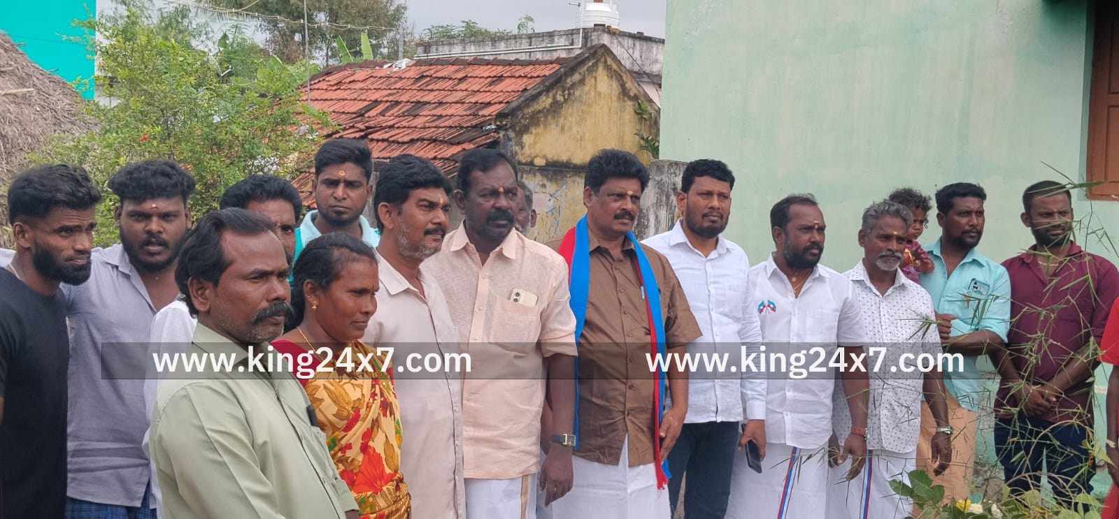 குடியரசு தின நாளில் அம்பேத்காருக்கு சிலை மற்றும் அம்பேத்கர் படிப்பகம் பூமி பூஜை விழா