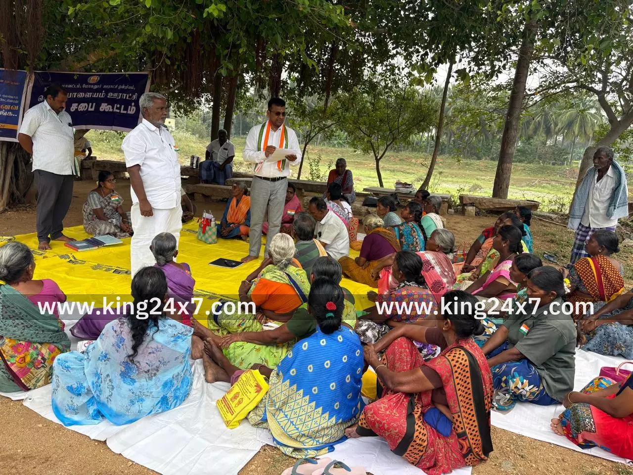 காங்கிரஸ் பேரியக்கத்தின் சார்பில் மோகனூரில் 77வது குடியரசு தின விழா கொண்டாட்டம் மற்றும் கிராம சபைக் கூட்டங்களில் பங்கேற்பு. காங்கிரஸ் பேரியக்கத்தின் சார்பில் மோகனூரில் 77வது குடியரசு தின விழா கொண்டாட்டம் மற்றும் கிராம சபைக் கூட்டங்களில் பங்கேற்பு.