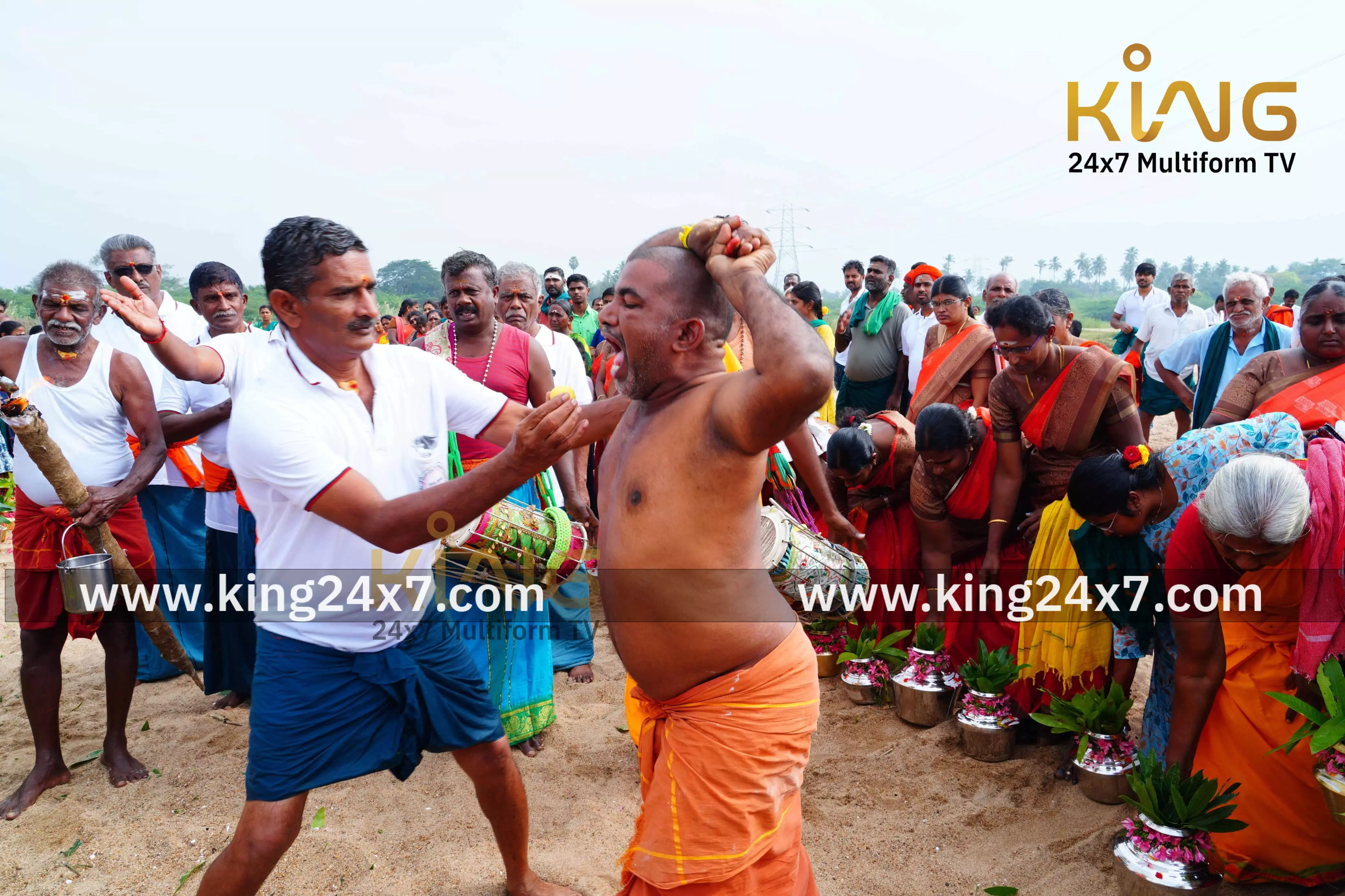 வள்ளிபுரம் தொட்டிப்பட்டி ஸ்ரீ மொச்சகொட்டை பெருமாள் கோயிலில் மகா கும்பாபிஷேகம் கோலாகலம். வள்ளிபுரம் தொட்டிப்பட்டி ஸ்ரீ மொச்சகொட்டை பெருமாள் கோயிலில் மகா கும்பாபிஷேகம் கோலாகலம்.