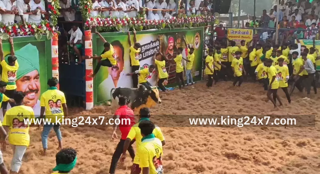 உயிரிழக்கும் வீரர்களின் குடும்பத்தினருக்கு ரூ.10 லட்சம் வழங்கப்படும் எடப்பாடி கே.பழனிசாமி கூறினார். உயிரிழக்கும் வீரர்களின் குடும்பத்தினருக்கு ரூ.10 லட்சம் வழங்கப்படும் எடப்பாடி கே.பழனிசாமி கூறினார்.