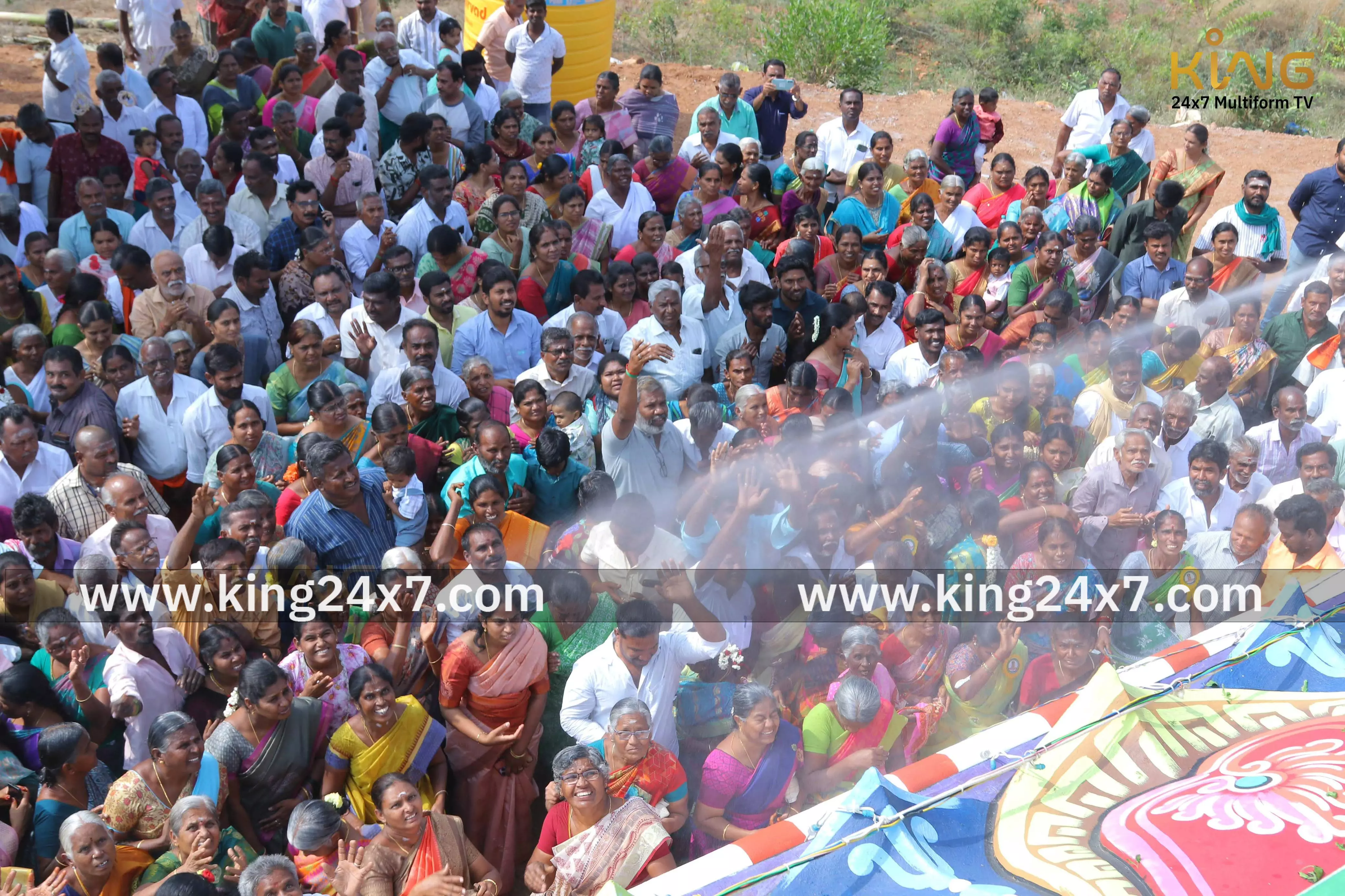 வள்ளிபுரம் தொட்டிப்பட்டி கிராமத்தில் ஸ்ரீ மொச்சகொட்டை பெருமாள் கோயிலில் சிறப்பாக நடைபெற்ற மகா கும்பாபிஷேக விழா. வள்ளிபுரம் தொட்டிப்பட்டி கிராமத்தில் ஸ்ரீ மொச்சகொட்டை பெருமாள் கோயிலில் சிறப்பாக நடைபெற்ற மகா கும்பாபிஷேக விழா.