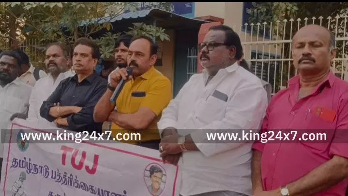 தாக்கப்பட்ட பத்திரிகையாளர்களுக்கு நீதி கிடைக்க நடவடிக்கை எடுக்க வேண்டும். தவறினால் பிரஸ் கவுன்சிலில் முறையிட்டு உச்சநீதிமன்ற மூலம் நீதி கேட்டு நடவடிக்கை எடுக்கப்படும்.- DSR. தாக்கப்பட்ட பத்திரிகையாளர்களுக்கு நீதி கிடைக்க நடவடிக்கை எடுக்க வேண்டும். தவறினால் பிரஸ் கவுன்சிலில் முறையிட்டு உச்சநீதிமன்ற மூலம் நீதி கேட்டு நடவடிக்கை எடுக்கப்படும்.- DSR.