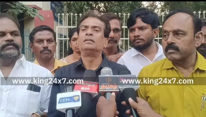 தாக்கப்பட்ட பத்திரிகையாளர்களுக்கு நீதி கிடைக்க நடவடிக்கை எடுக்க வேண்டும். தவறினால் பிரஸ் கவுன்சிலில் முறையிட்டு உச்சநீதிமன்ற மூலம் நீதி கேட்டு நடவடிக்கை எடுக்கப்படும்.- DSR. தாக்கப்பட்ட பத்திரிகையாளர்களுக்கு நீதி கிடைக்க நடவடிக்கை எடுக்க வேண்டும். தவறினால் பிரஸ் கவுன்சிலில் முறையிட்டு உச்சநீதிமன்ற மூலம் நீதி கேட்டு நடவடிக்கை எடுக்கப்படும்.- DSR.