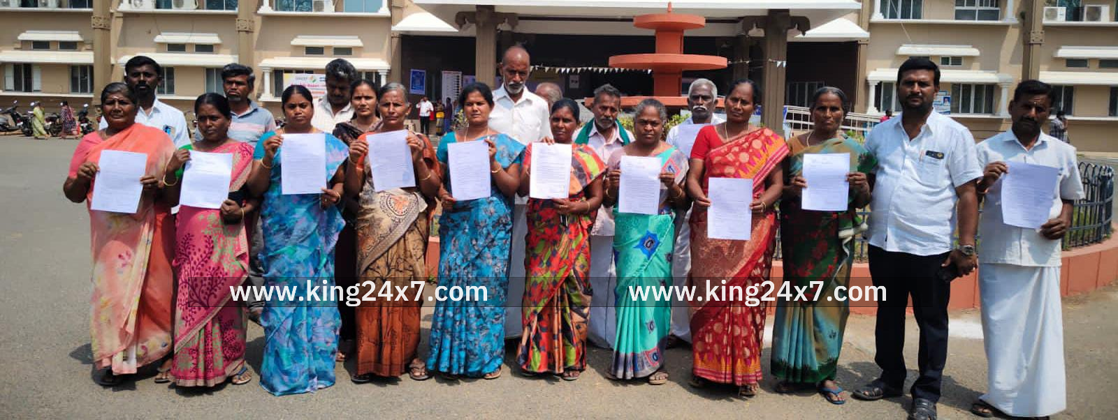 சாலை விரிவாக்கத்திற்கு இடையூறாக அரசு நில ஆக்கிரமிப்பு: ராசாம்பாளையம் மக்கள் ஆட்சியரிடம் மனு